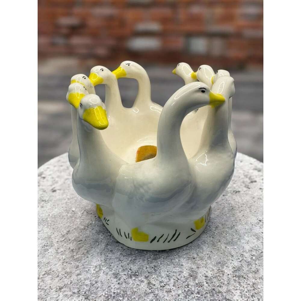 Holland Mold Ceramic Geese-Themed Bowl/Vase With Yellow Accents - Picture 3 of 11